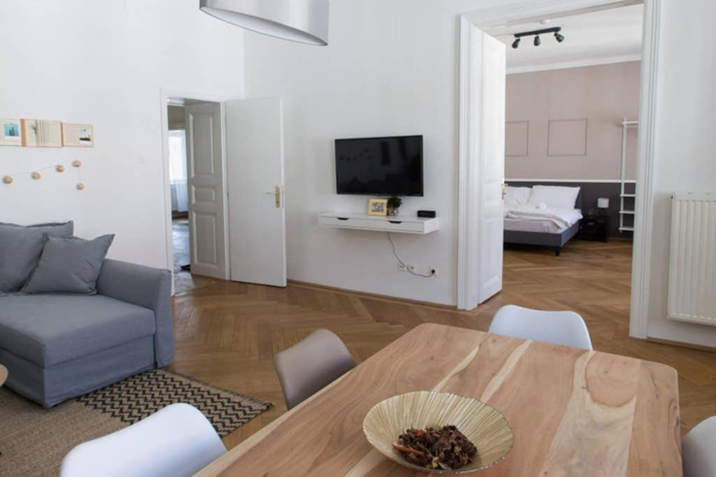Josef's I Kaiserzeit I 02 Appartement